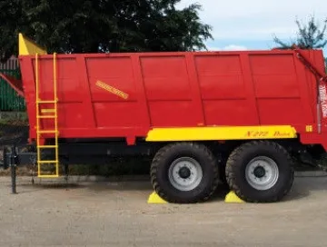 Разбрасыватель удобрений N272/2 14 т
