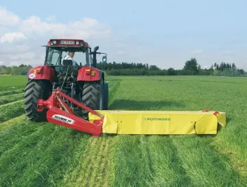 ЗАДНЕНАВЕСНАЯ КОСИЛКА NOVADISC 305