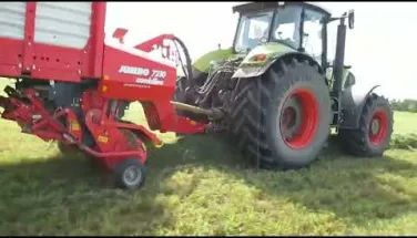 Видео работы комбинированного прицепа-подборщика JUMBO(Австрия)